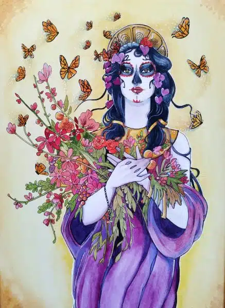 Une Santa Muerte façon art nouveau, avec un gros bouquet de fleurs dans les bras et des papillons autour d'elle